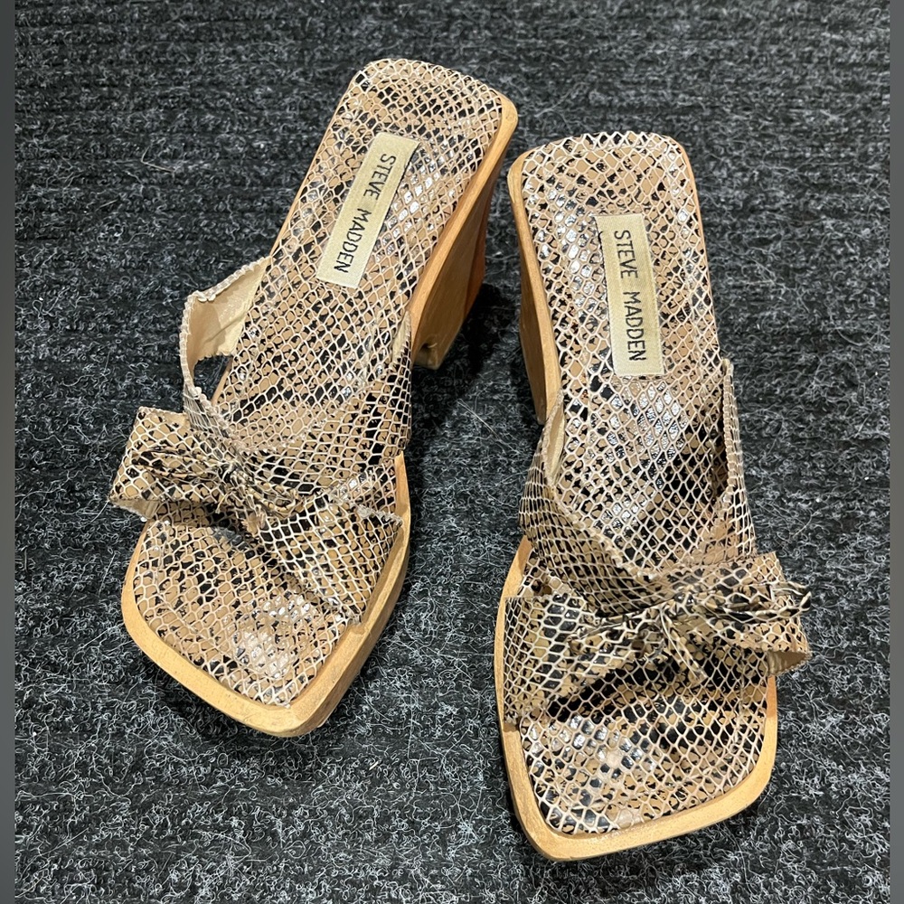 Steve Madden heels. Snake print. Vintage. Worn with love. Size 7.5B.